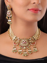 Kairavi Antique Kundan Pearl Necklace Set