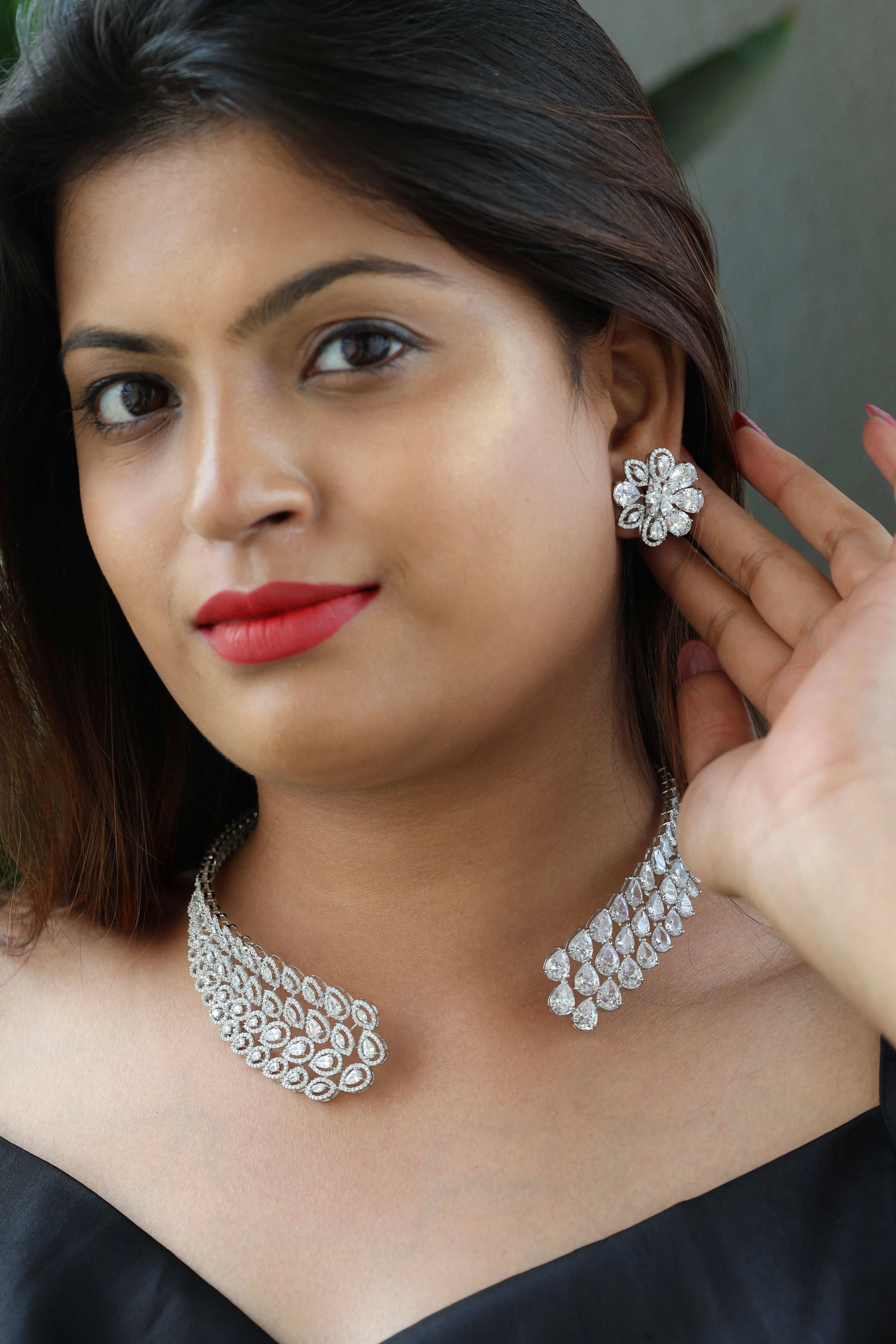 Ice Drape – Elegant Diamond Hasli Set