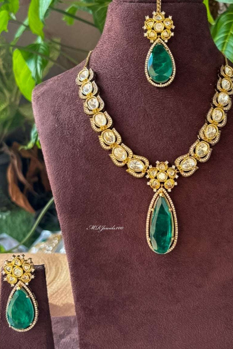 Kundan Emerald  Necklace Set with matching earrings and maangtikka