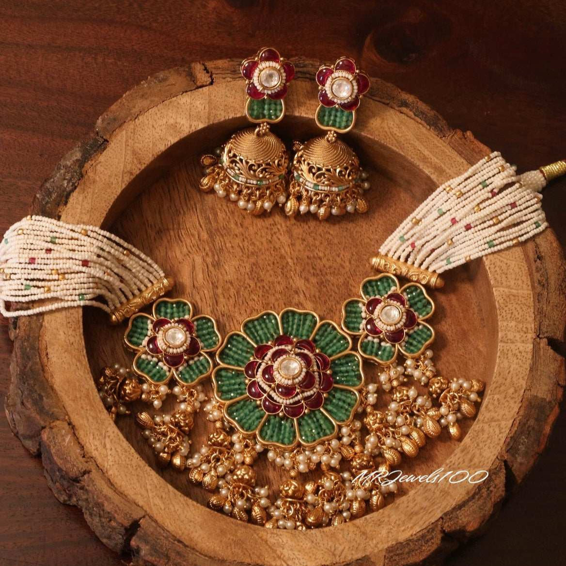 Gulzar Royalty – Intricate Kundan Floral Necklace Set