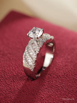 Seraphine Curve Solitaire Ring