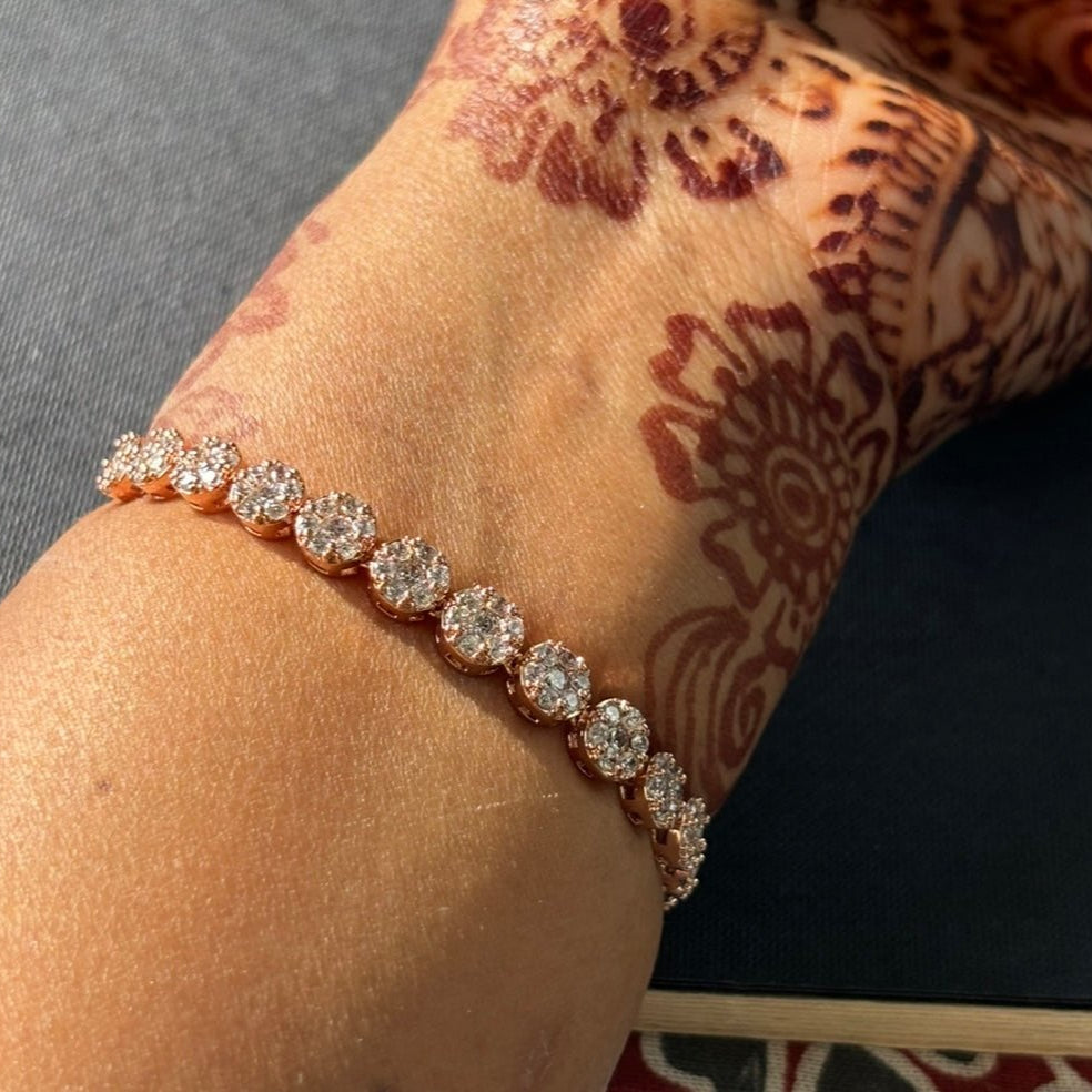 Beautiful Gold Plated Bracelete with Swarovski - MR Jewels