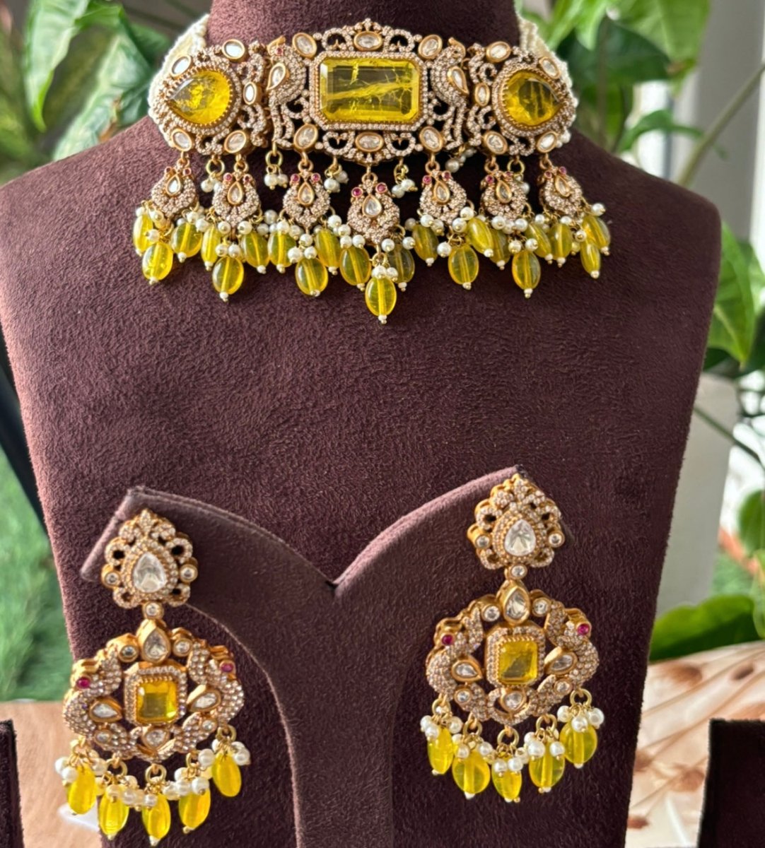 Beautiful kundan peacock choker set - MR Jewels