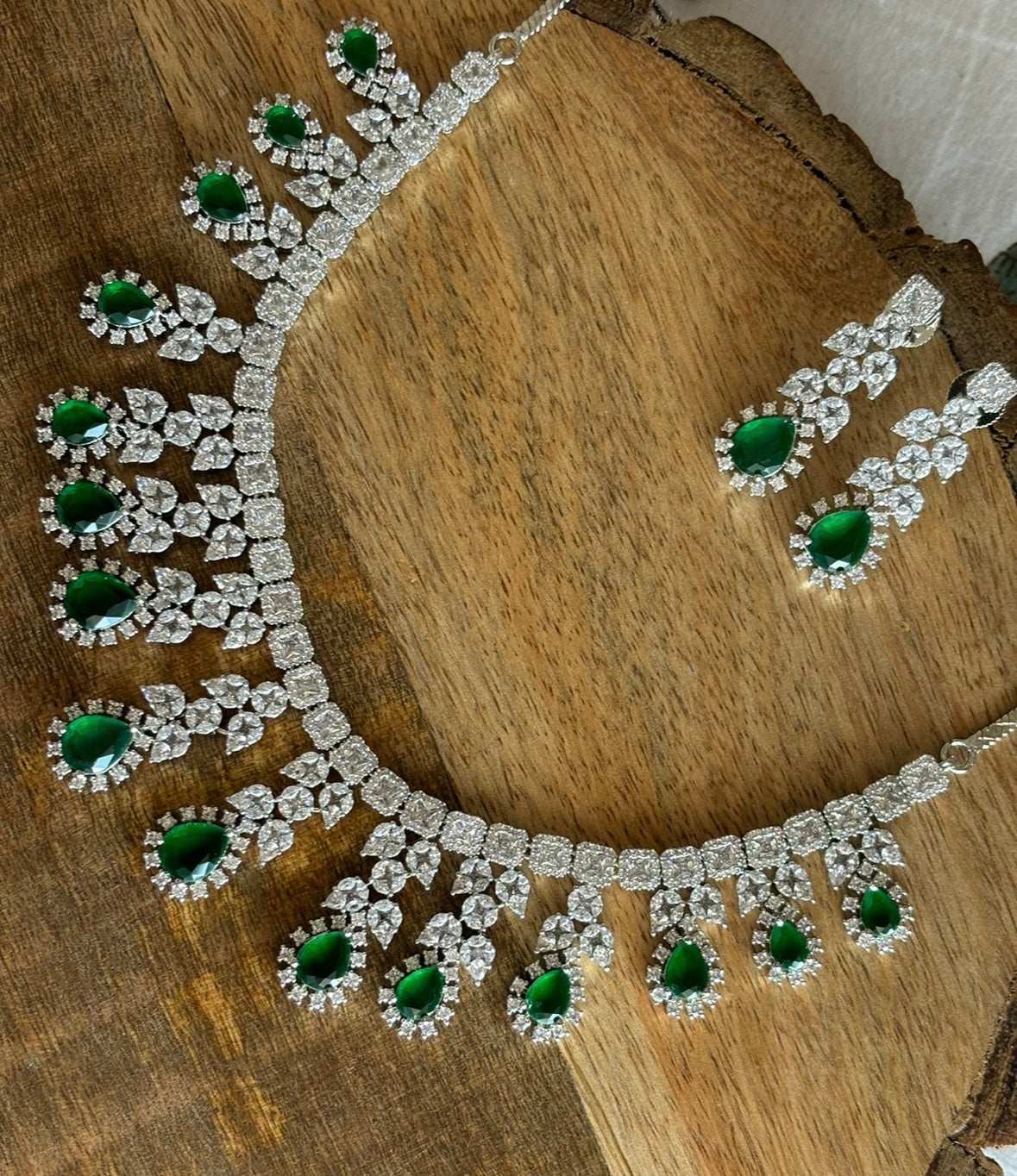 Aish Serenade Diamond Necklace Set