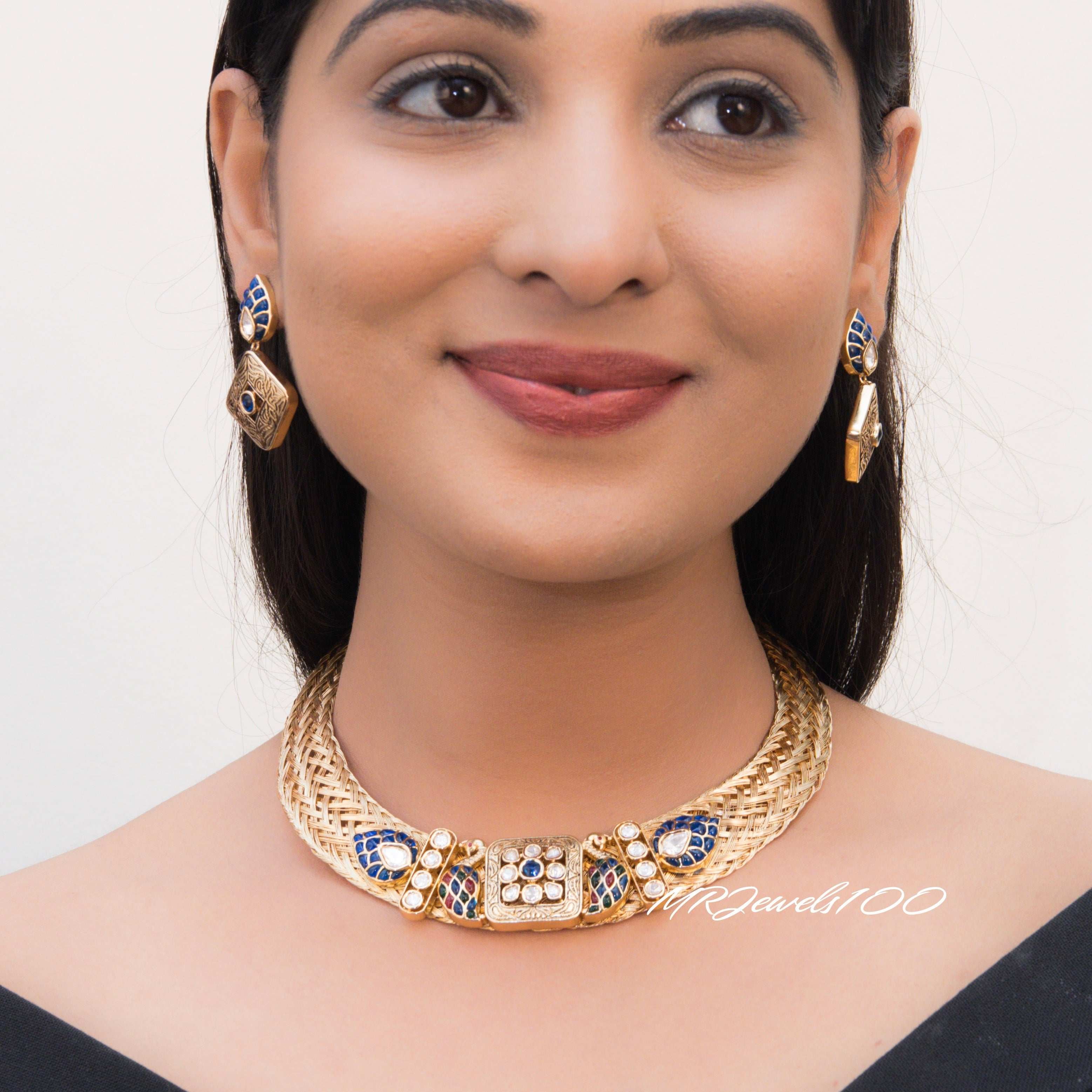 Alisha Grace – Intricate Handcrafted Jewelry Set