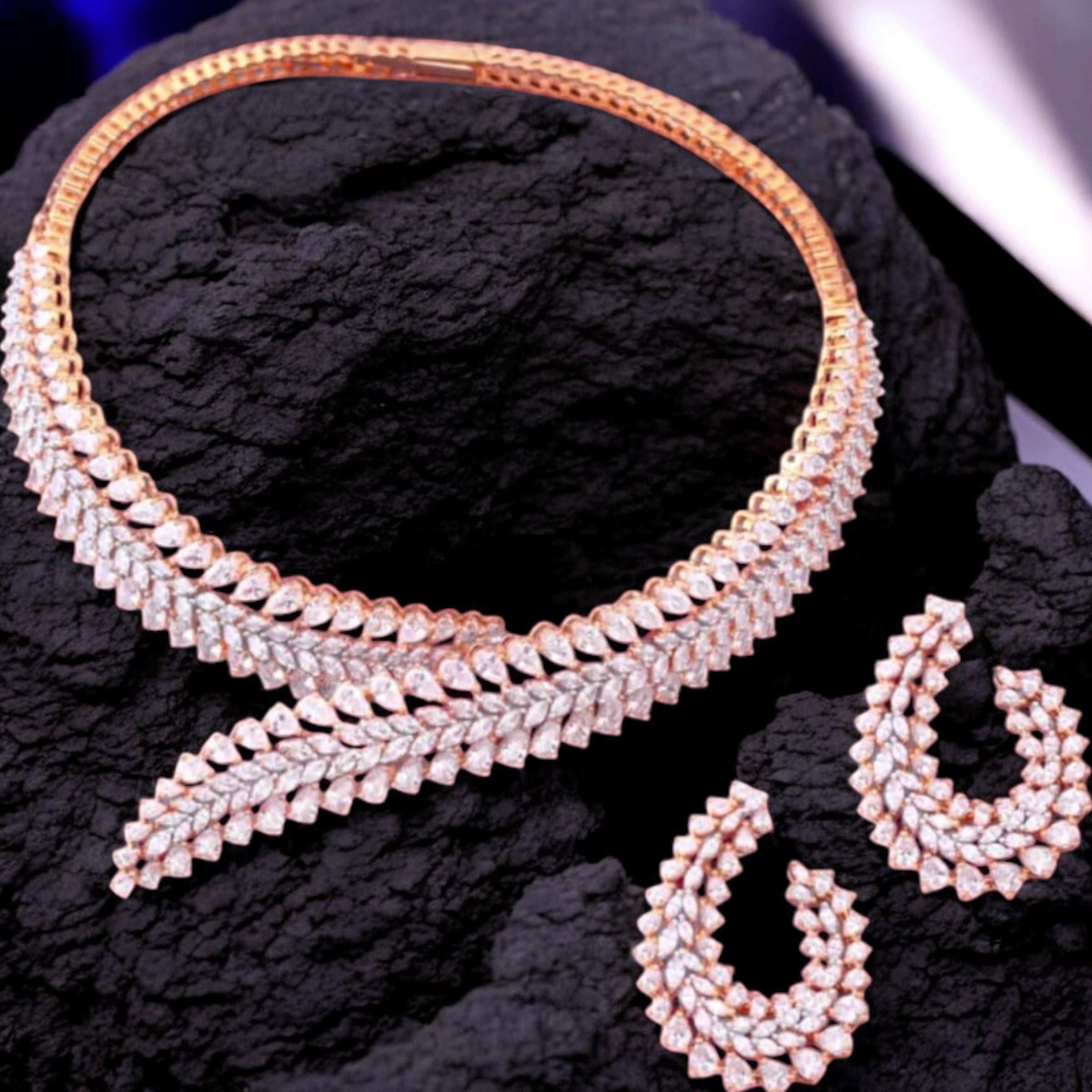Virelle Diamond Leaf Necklace Set
