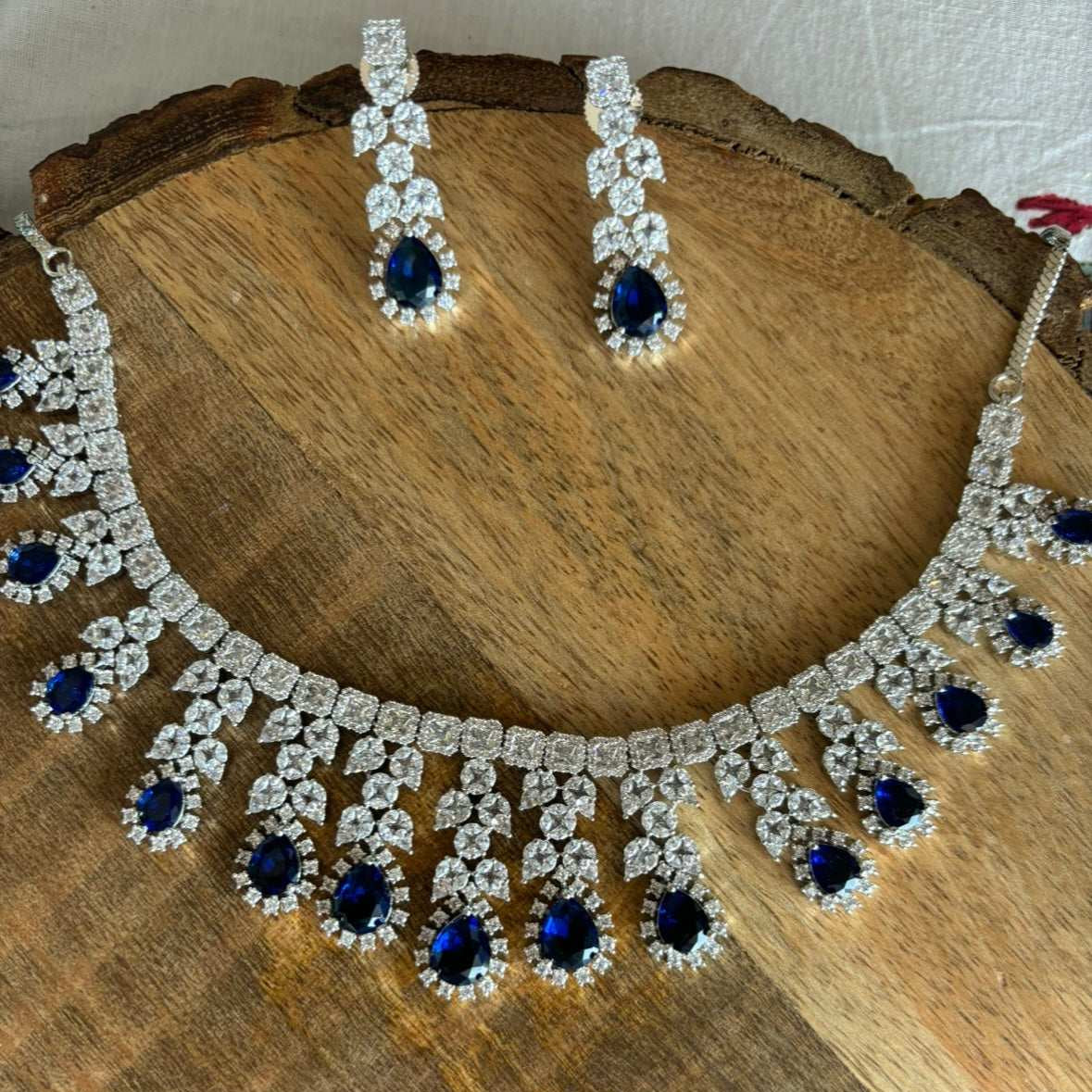 Aish Serenade Diamond Necklace Set