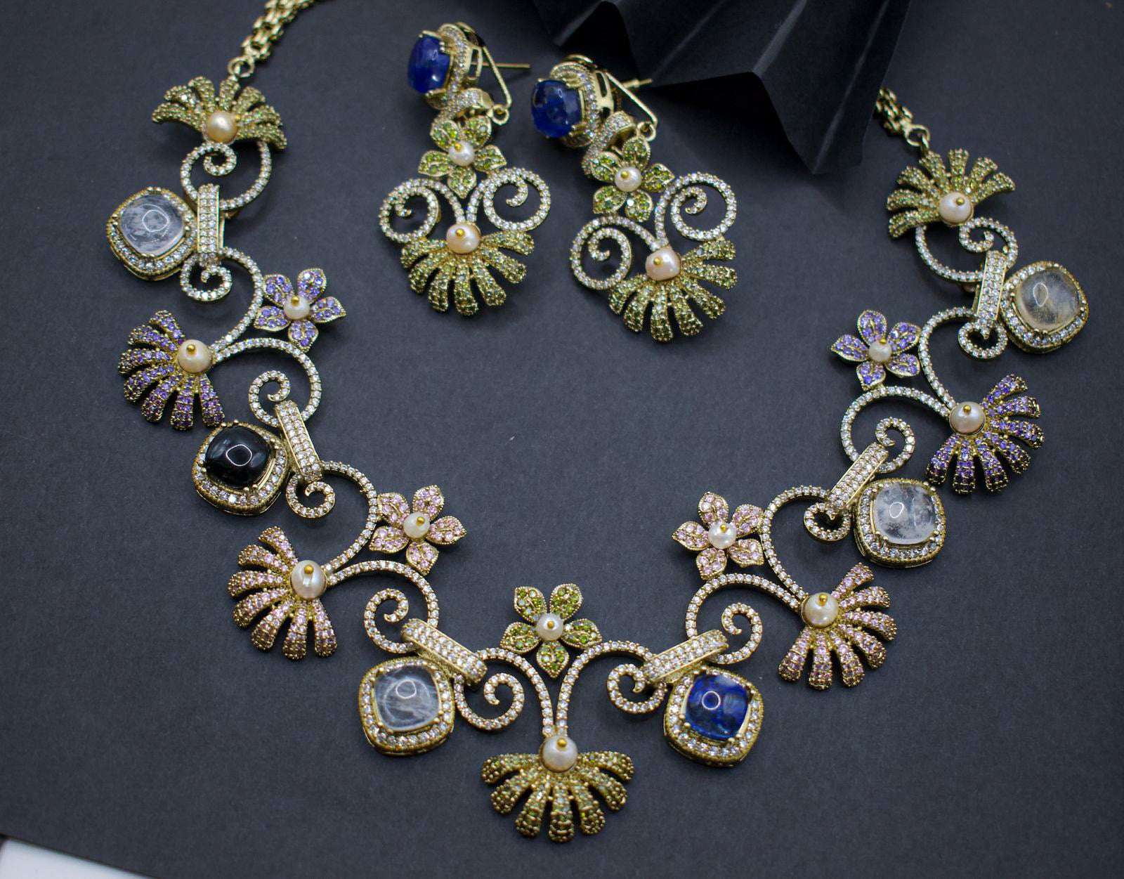 Zara Victorian necklace set