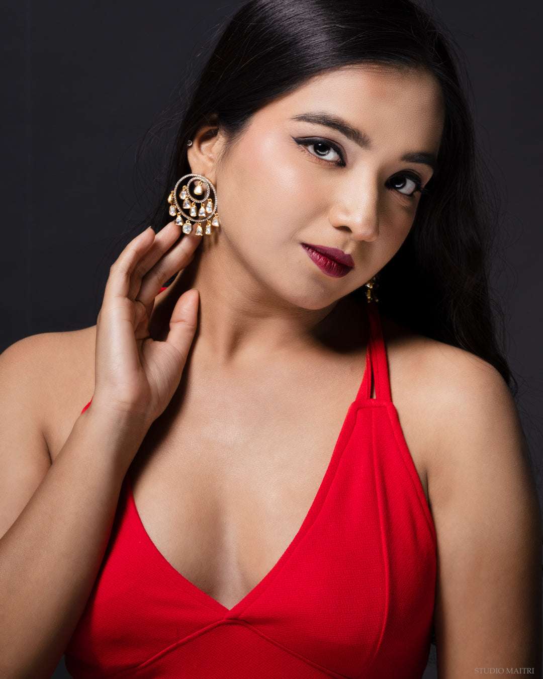 Rituparna Dewdrop Kundan Chandbalis