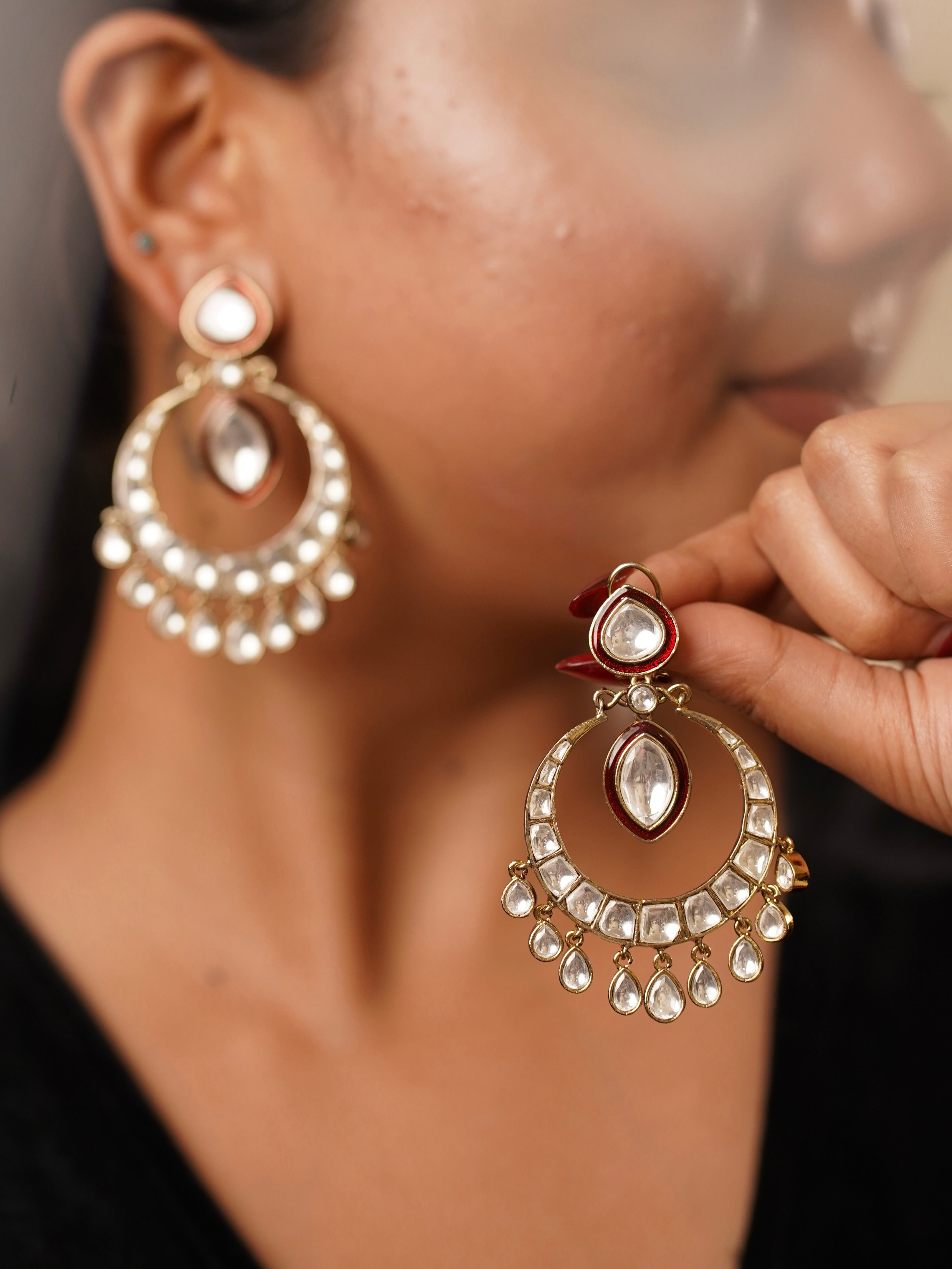 Chaandbali earrings with kundan polki, green enamel and pear-shaped danglers in a gold-plated finish