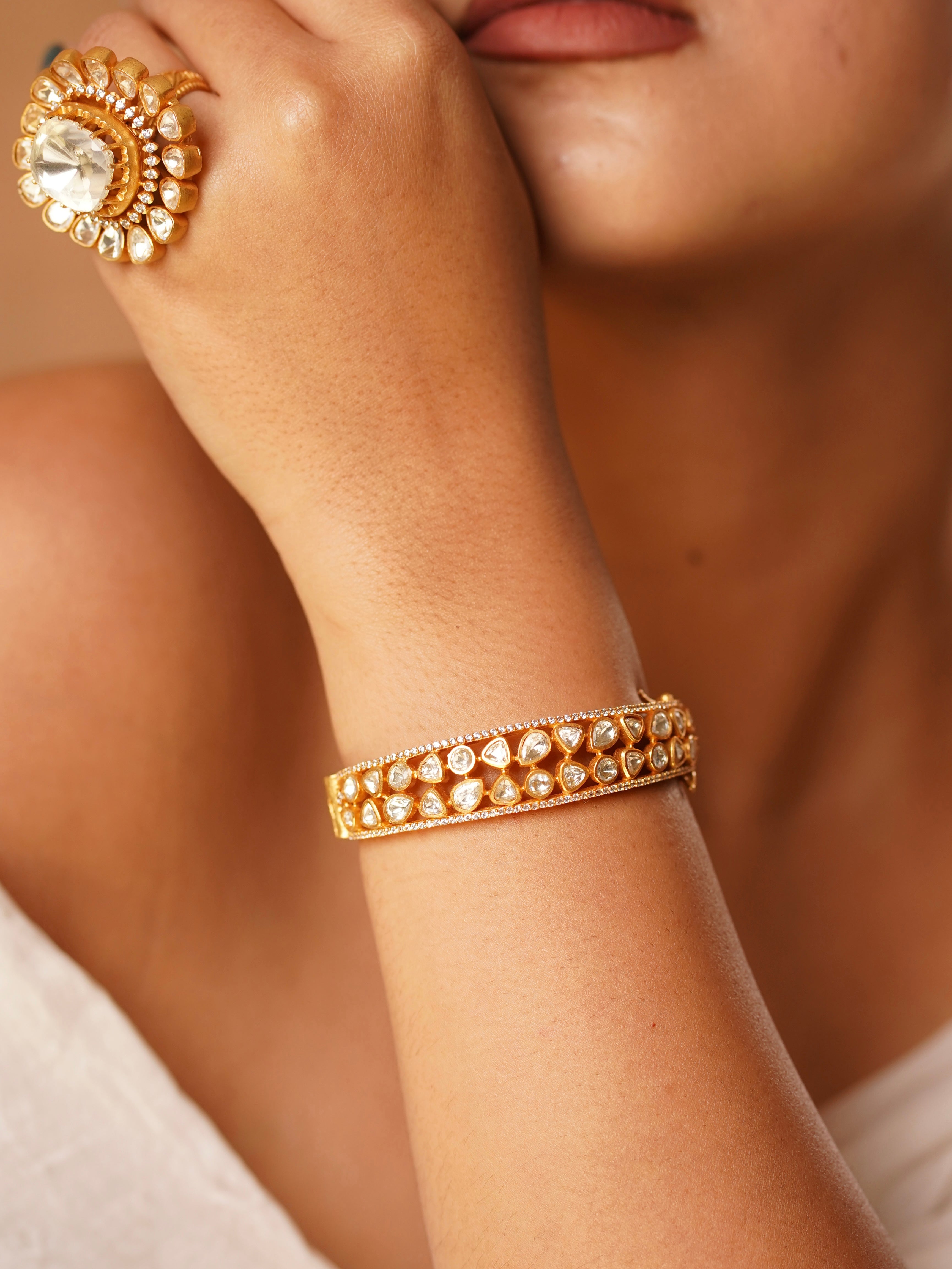 Close-up of moissanite kada featuring diamond-like sparkle and intricate metalwork