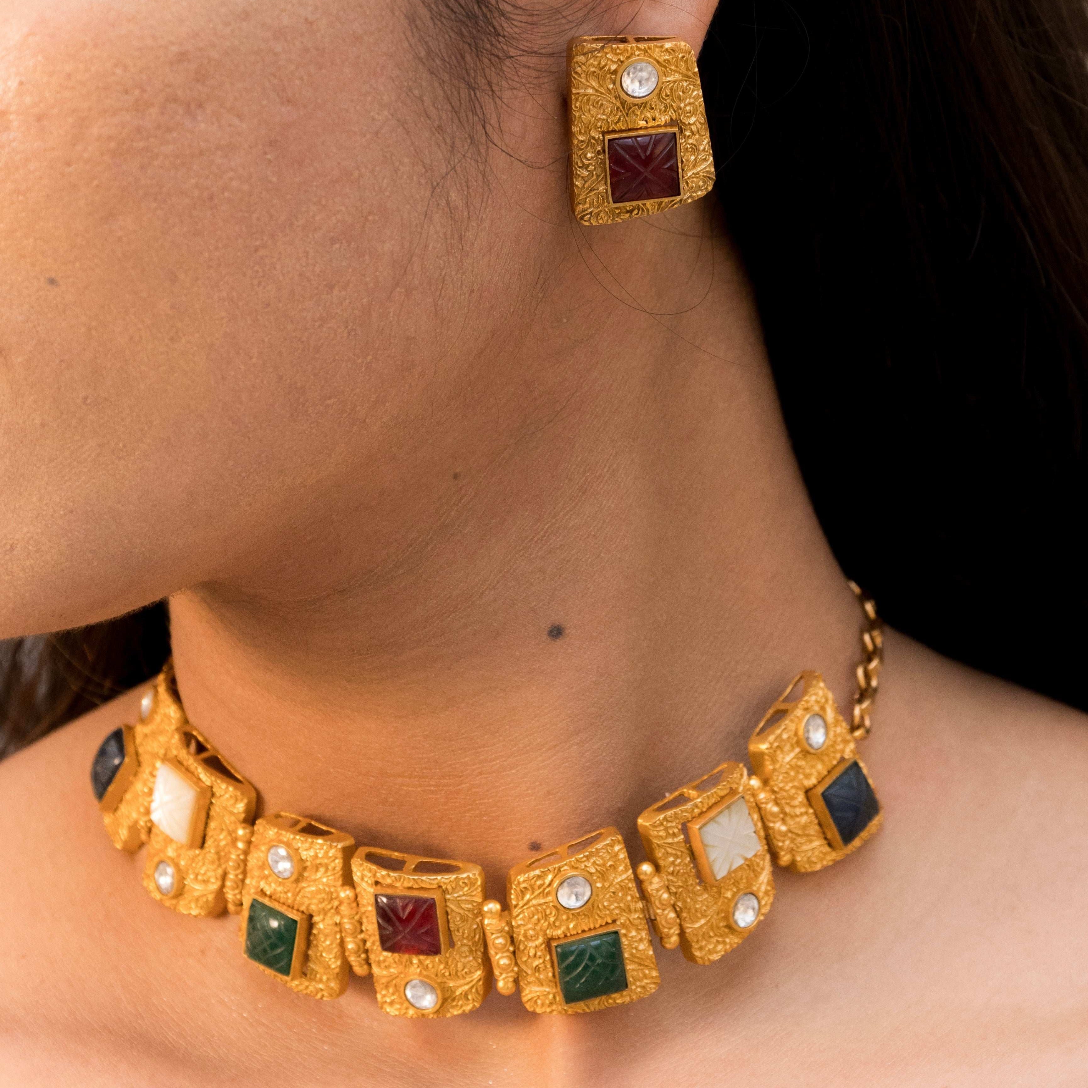 Varnika Era – Artistic Heritage Choker Necklace