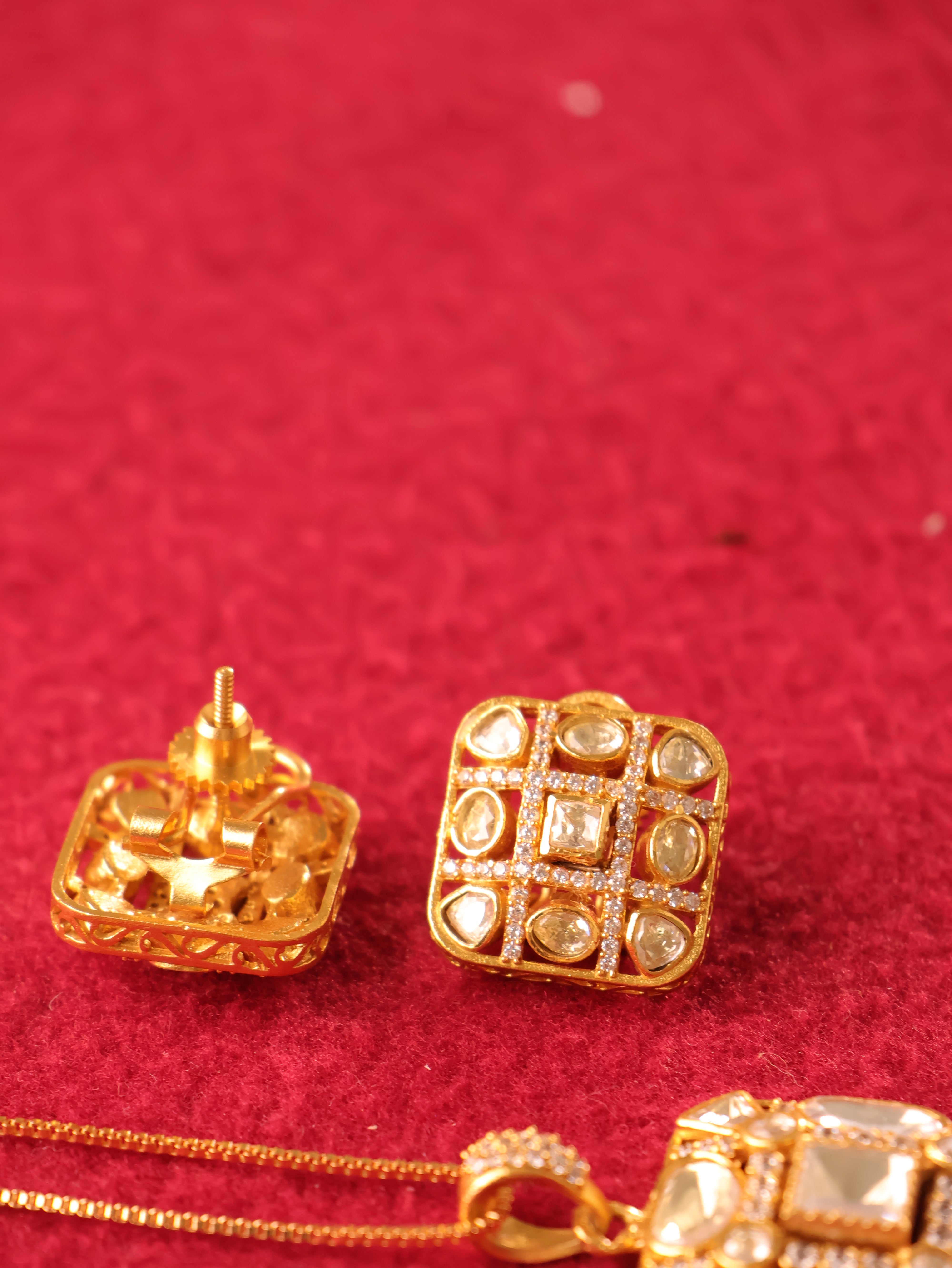 MR Jewels