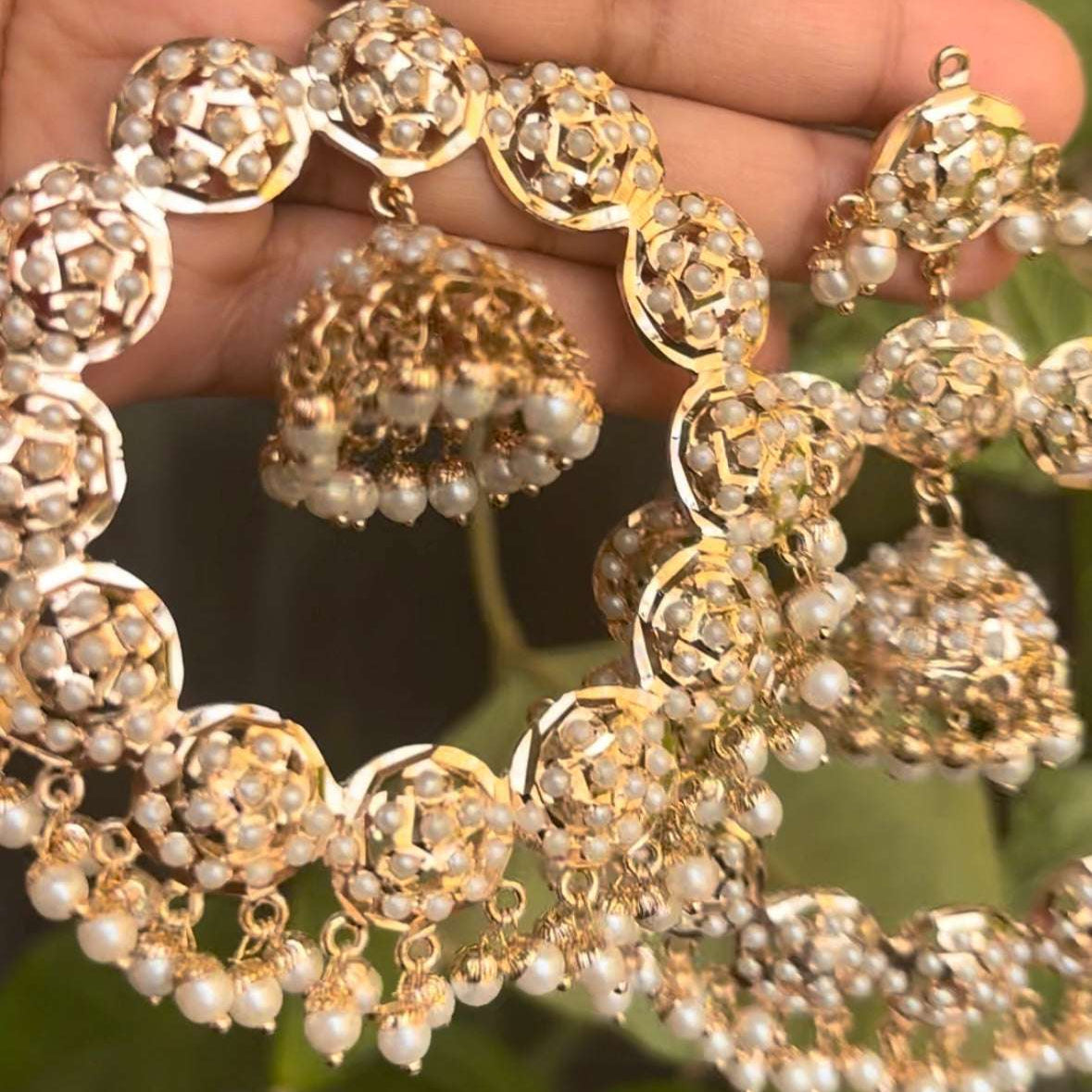 Zoya Jadau Chandbaali with jhumka