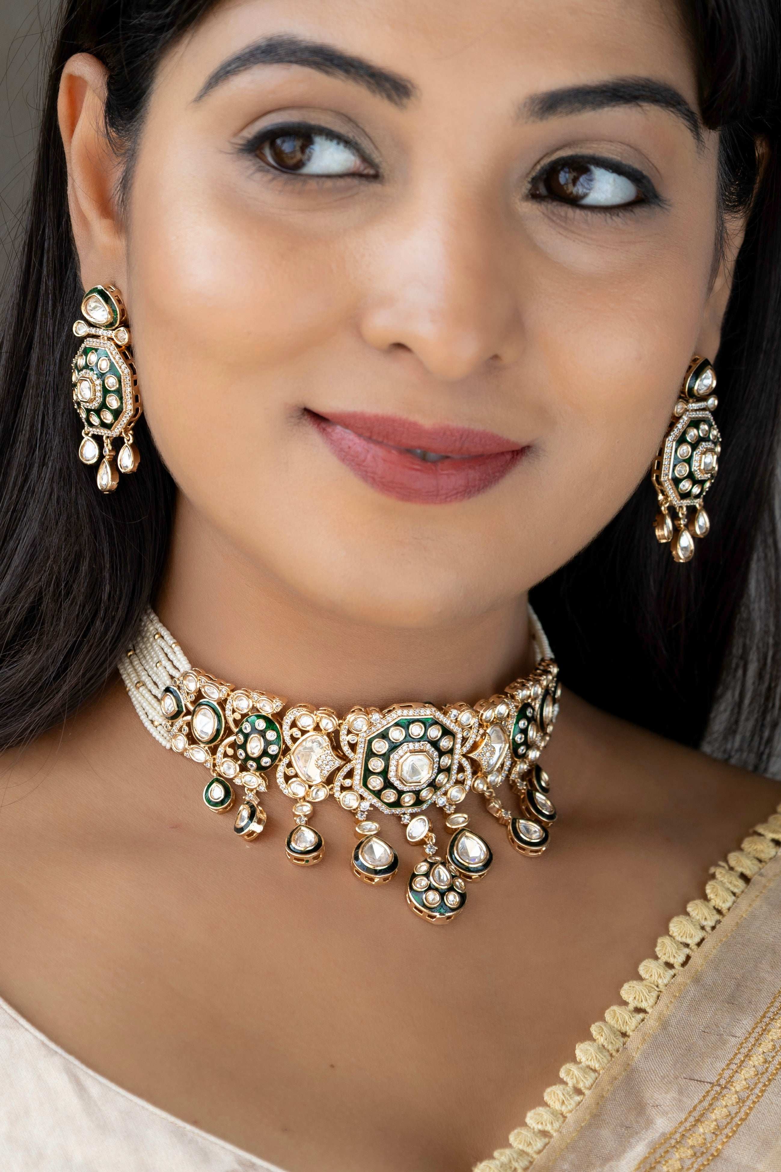 Rajwada Radiance – Meenakari Pearl Choker Necklace