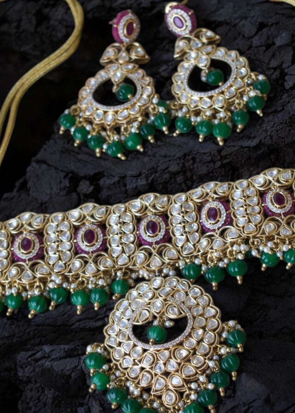 Royal Emerald Kundan Bridal Set