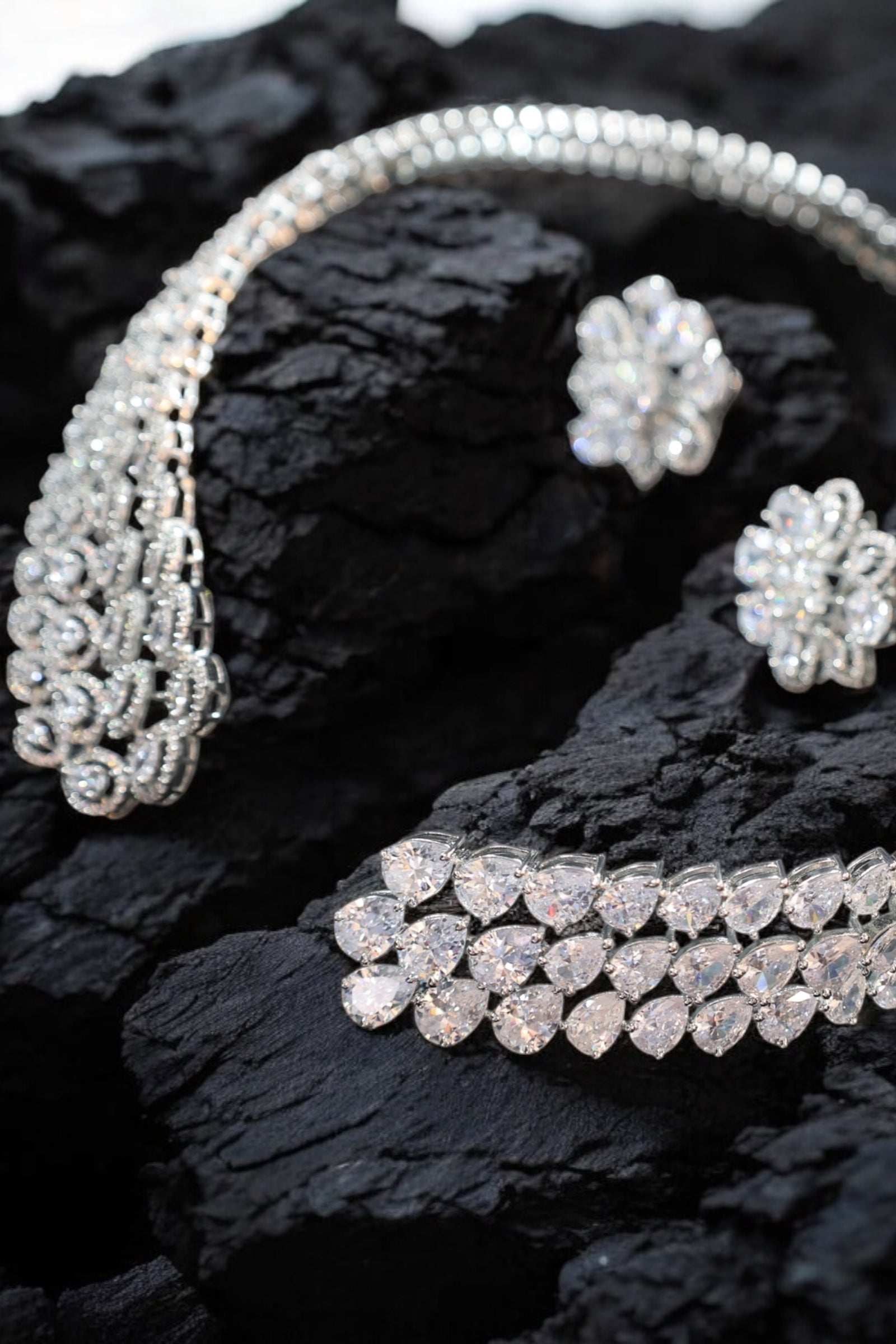 Ice Drape – Elegant Diamond Hasli Set