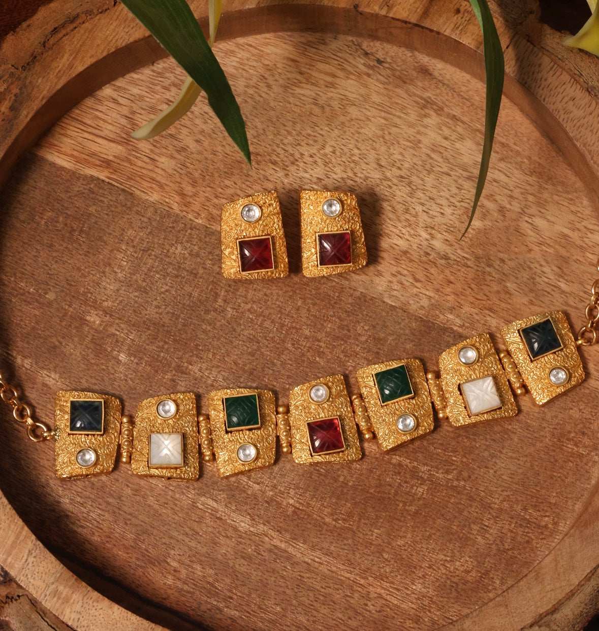 Varnika Era – Artistic Heritage Choker Necklace