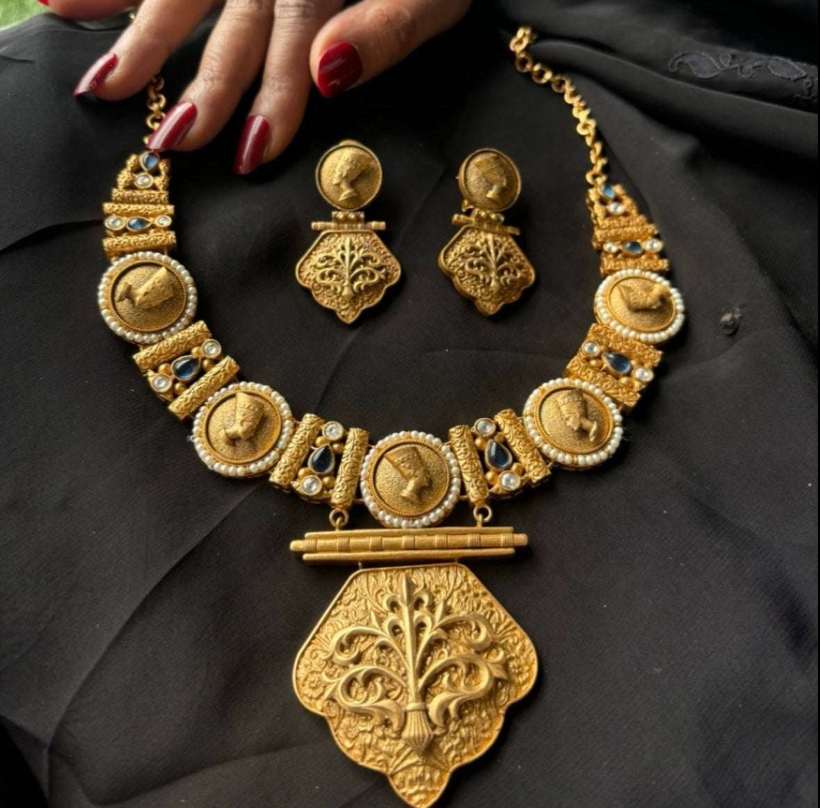 Amrapali Designer Necklace set with matching earrings