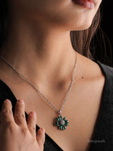 Iraaya Floral Pendant Set