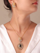 Roselle Crystal Pendant Set