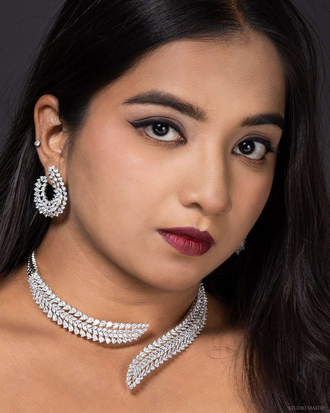 Virelle Diamond Leaf Necklace Set