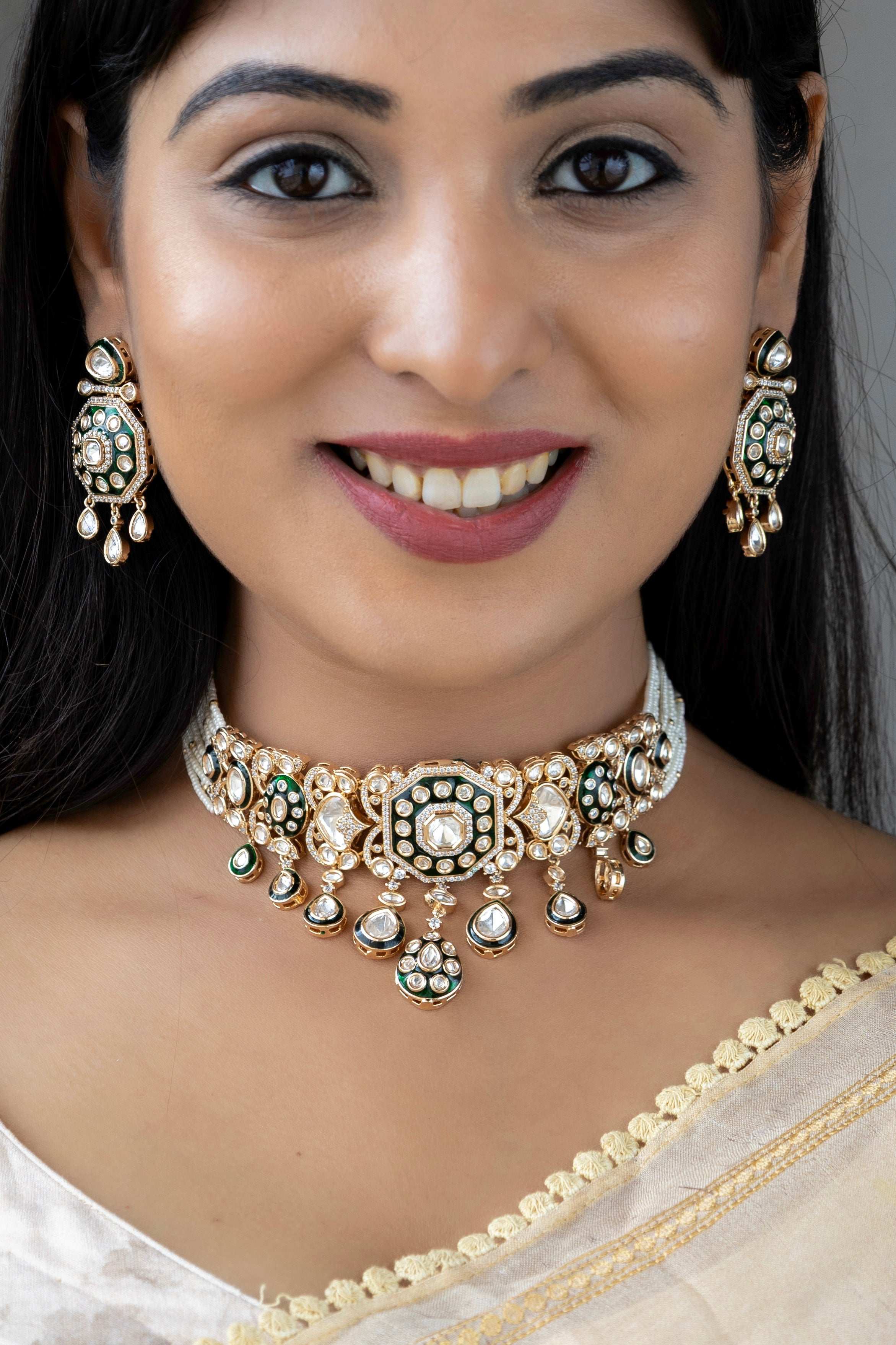Rajwada Radiance – Meenakari Pearl Choker Necklace