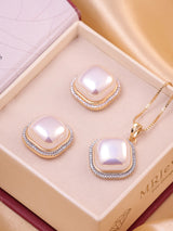 Cushion-cut Pearl Pendant set