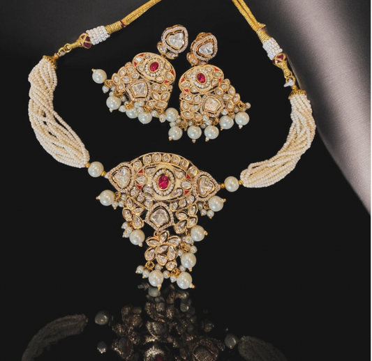 Royal Pearl and Kundan Necklace Set - Timeless Grandeur