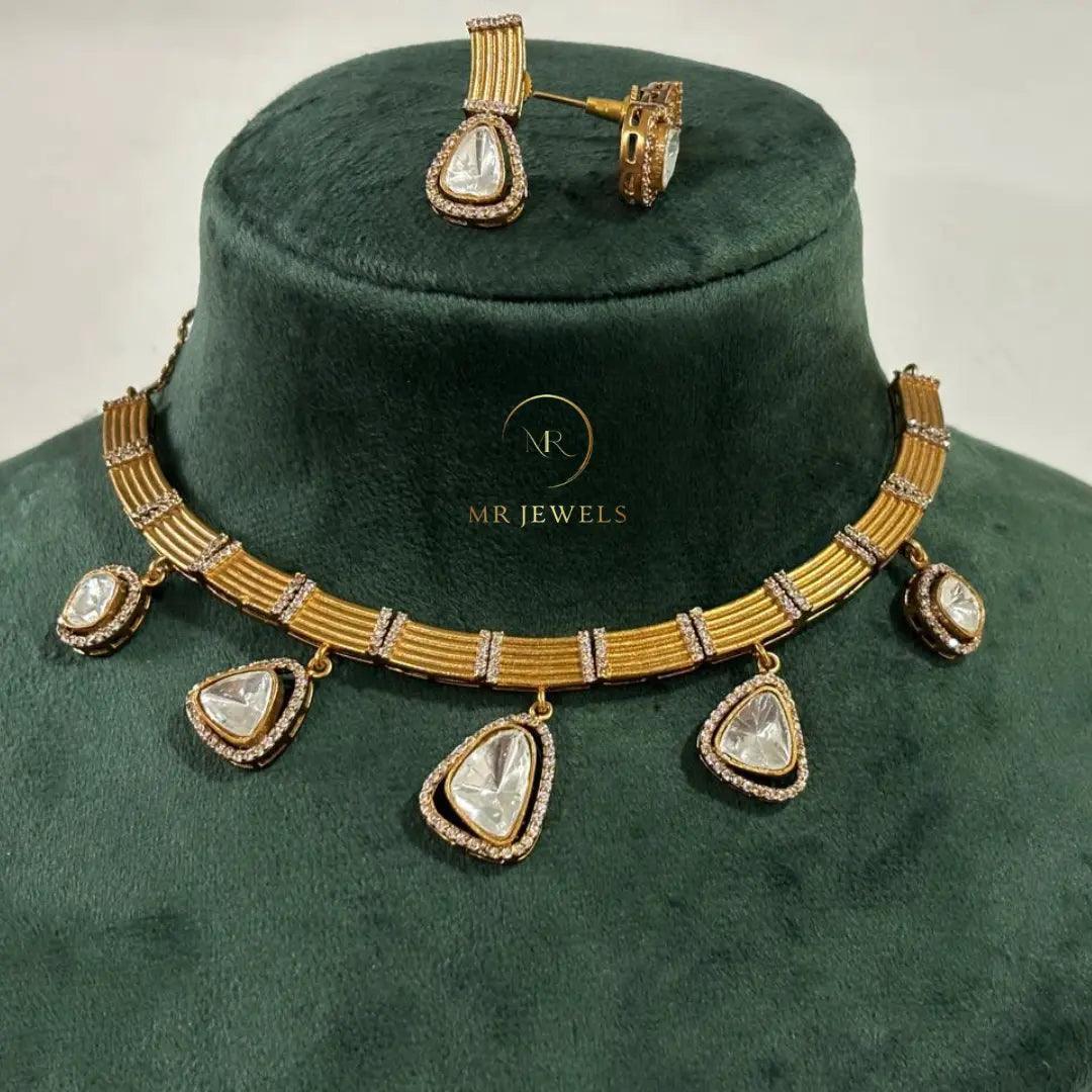 Hasli Choker Necklace - MR Jewels