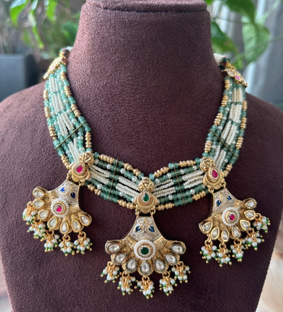 Antique Gold Plated Necklace Set - MR Jewels