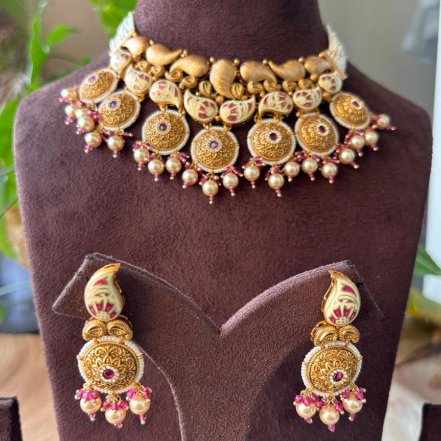 Antique Gold plated Traditional Rajwadi Look Set - MR Jewels