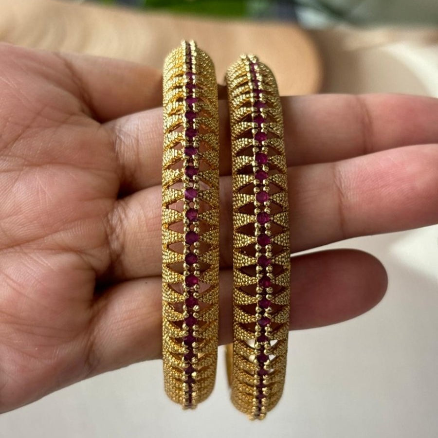 Antique Gold Ruby bangles - Pair of 2 - MR Jewels