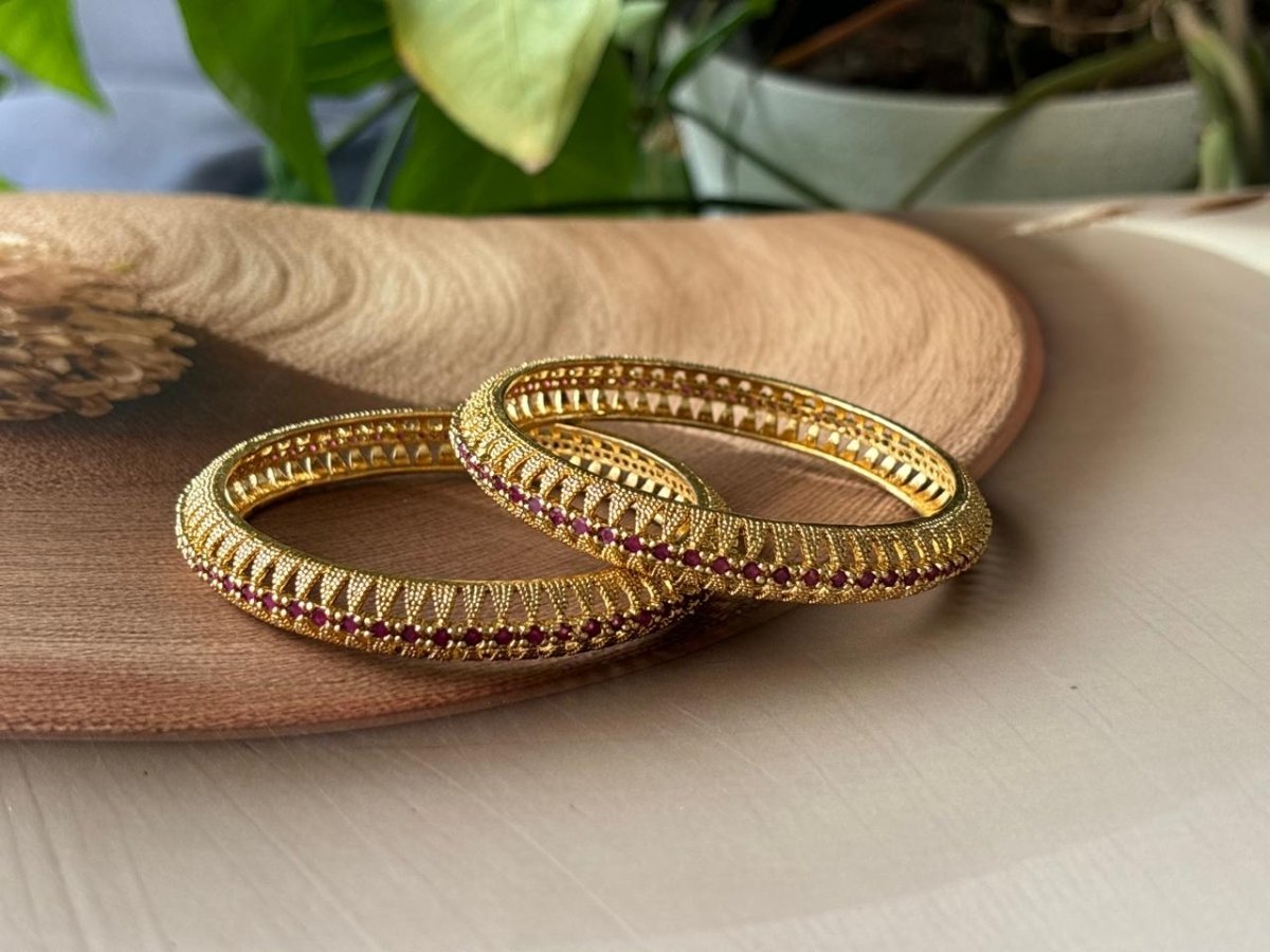 Antique Gold Ruby bangles - Pair of 2 - MR Jewels