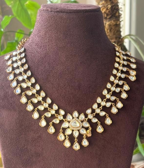 Beautiful Kundan Polki Set with Lovely Earrings - MR Jewels