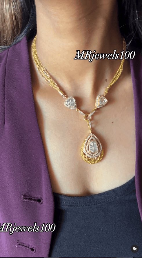 Elegant Gold and Polki Pendant Necklace - MR Jewels