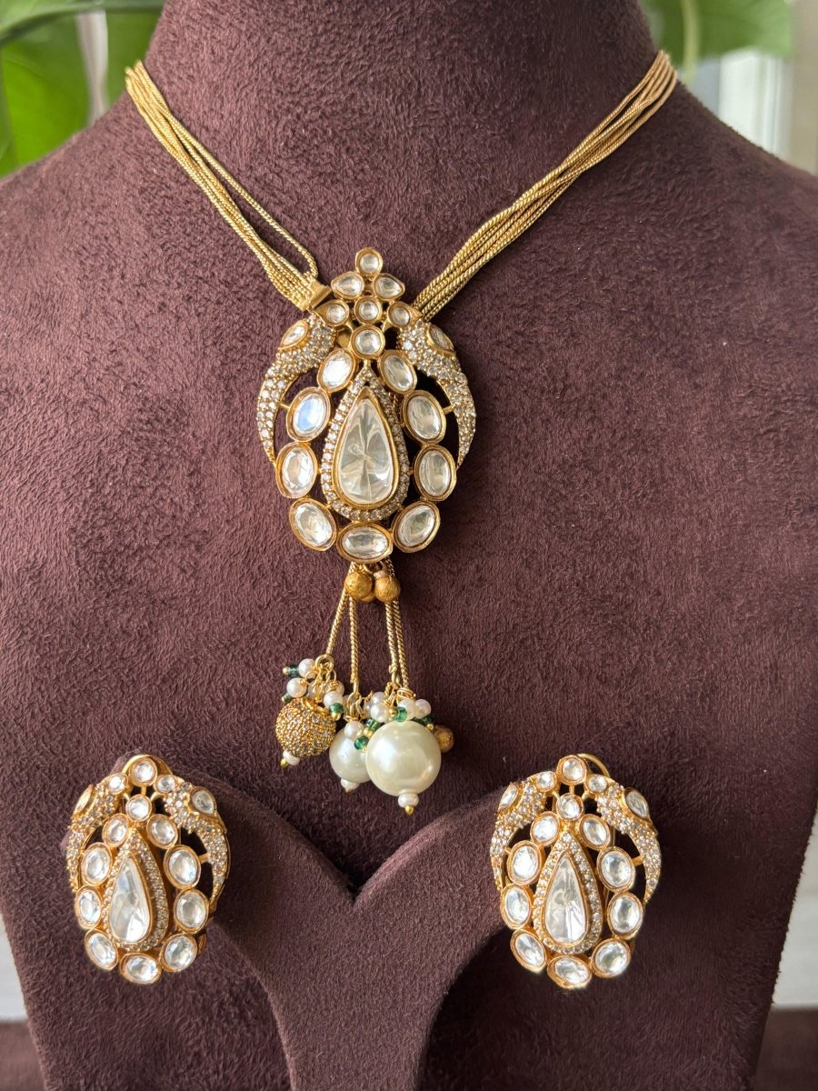 Elegant Traditional Jewelry Set with Adjustable Chain - MR Jewels