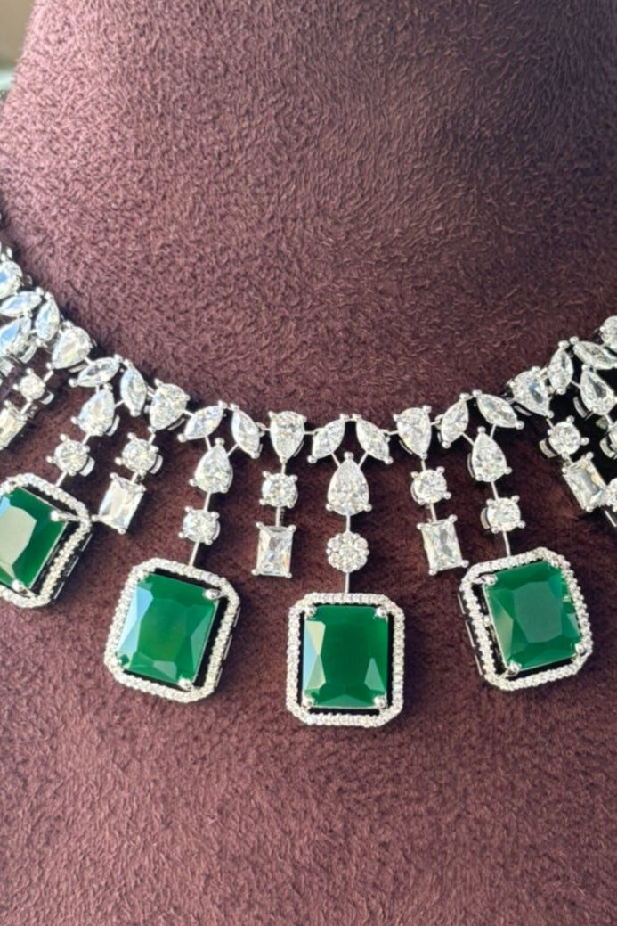 Emerald Diamond Necklace Set - MR Jewels