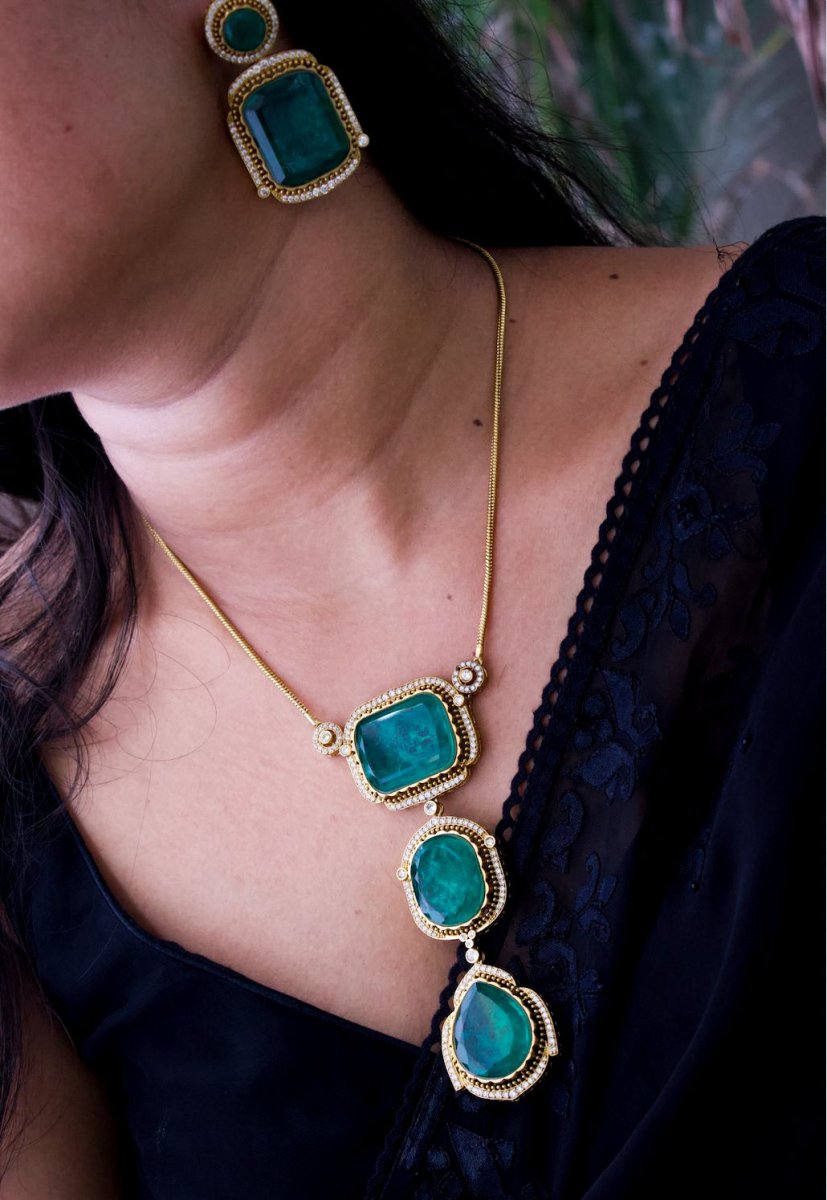 Esmeralda Regal Emerald Necklace Set - MR Jewels