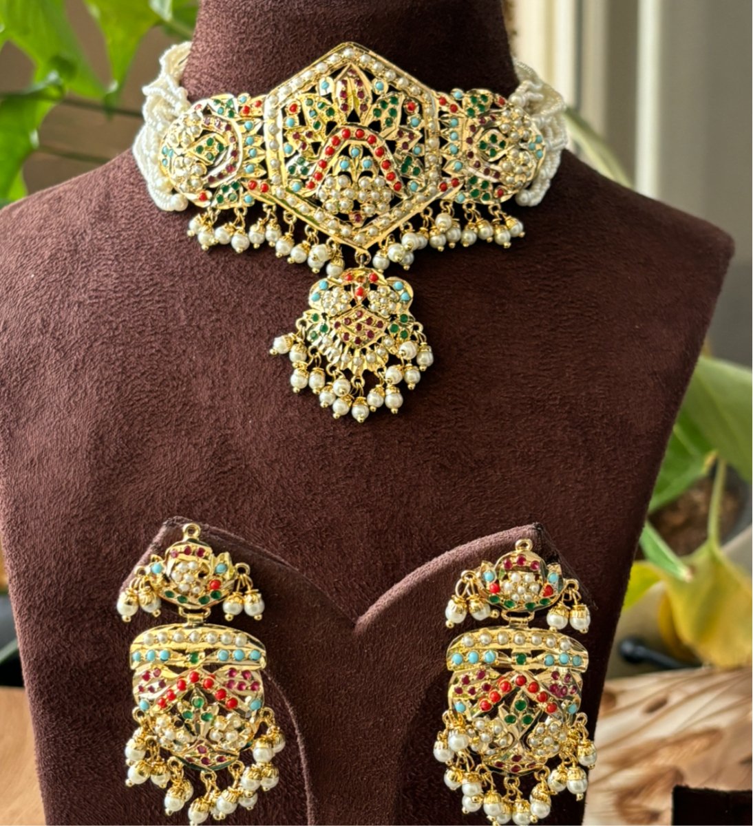 Exclusive jadau kundan Choker - Premium Quality - MR Jewels