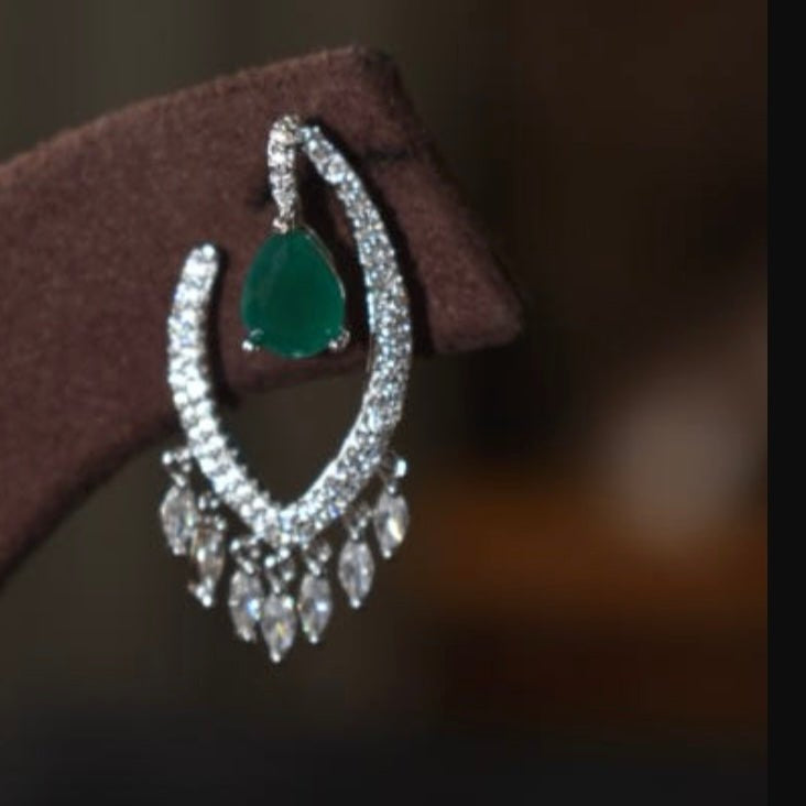 Exclusive quality emerald diamond earrings - MR Jewels