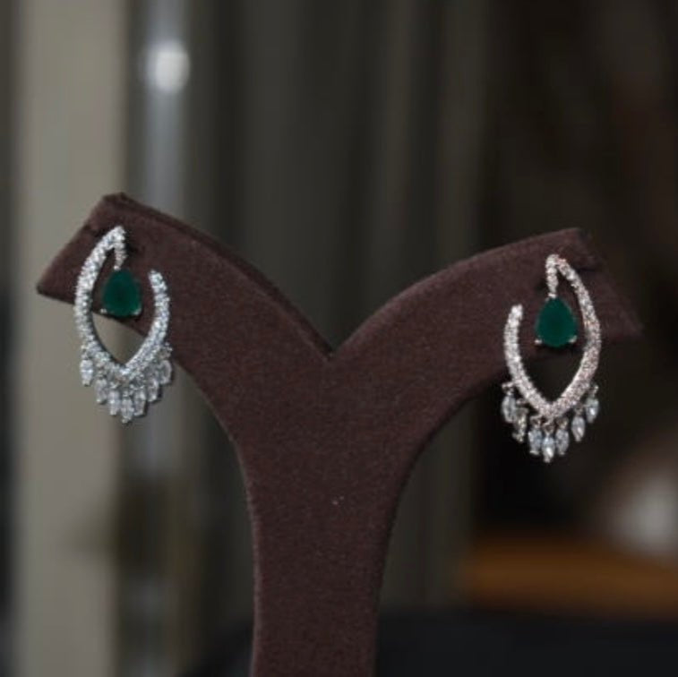 Exclusive quality emerald diamond earrings - MR Jewels