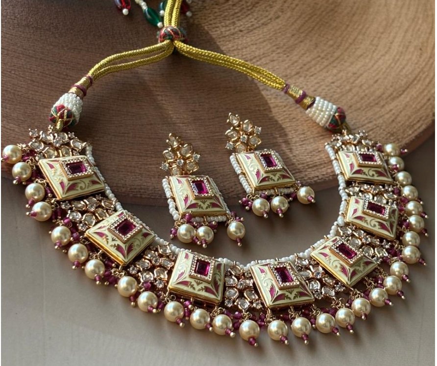 Exquisite Antique Gold plated Ruby Necklace with earrings - MR Jewels