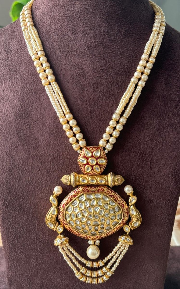 Exquisite Pearl and Gold Jewelry Set – Perfect for Gifting - MR Jewels