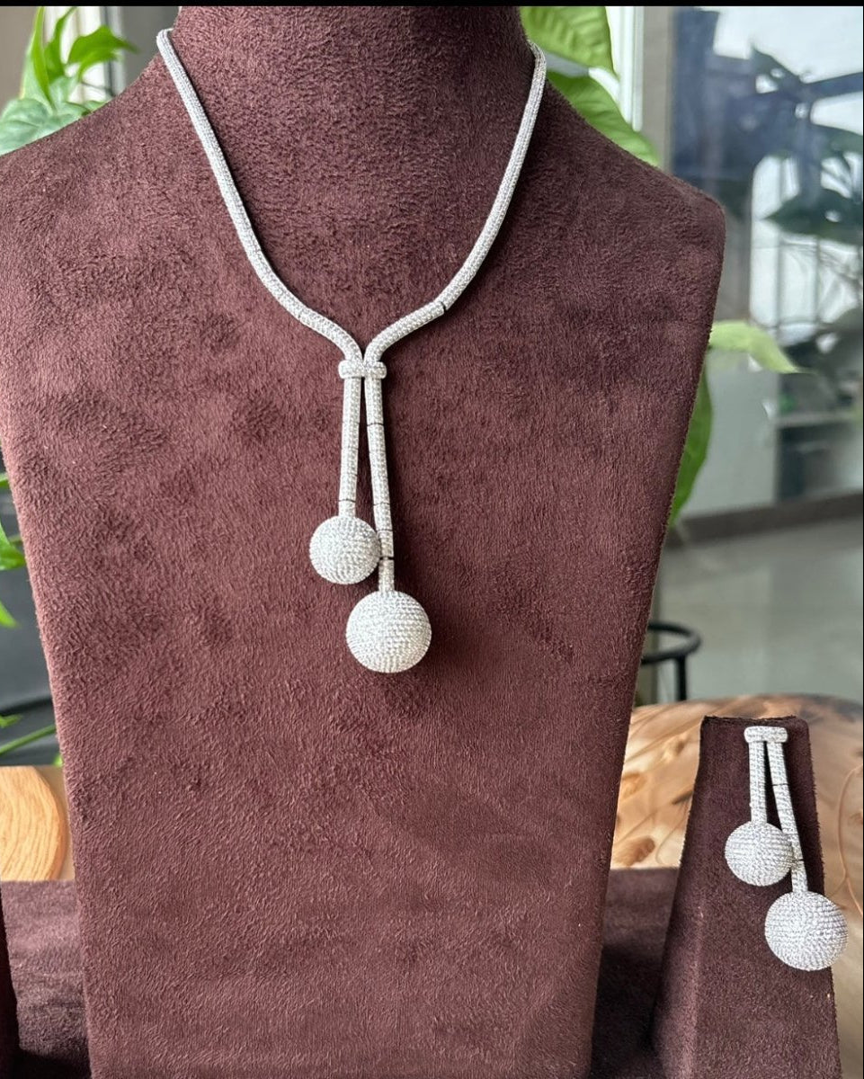 Finest Quality - Drop Diamond Necklace set - MR Jewels