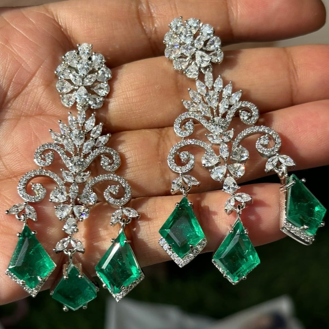 Glamour Emerald Crystal Drop Earrings - MR Jewels