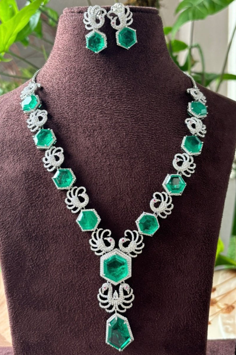 Hexagon Emerald Luxe Statement Necklace - MR Jewels