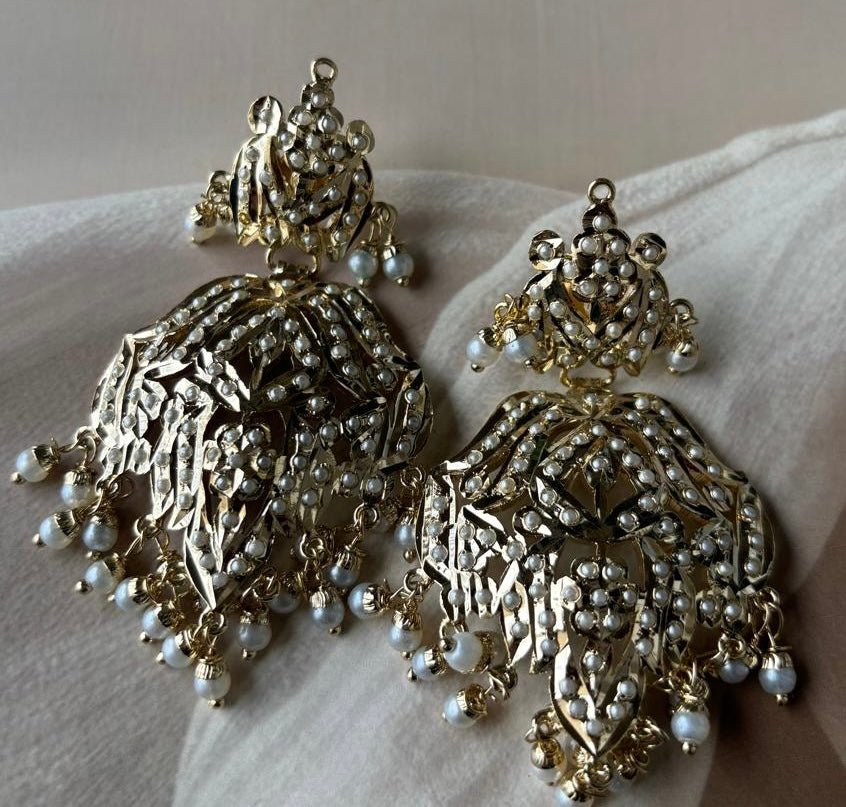 Jadau Earrings Gold plated - MR Jewels