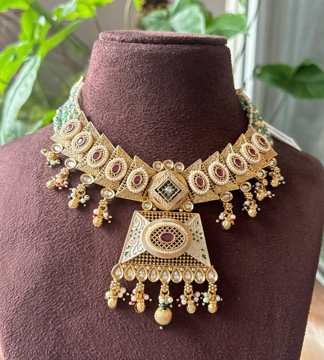 Jeevika Royal Kundan Choker Necklace Set - MR Jewels