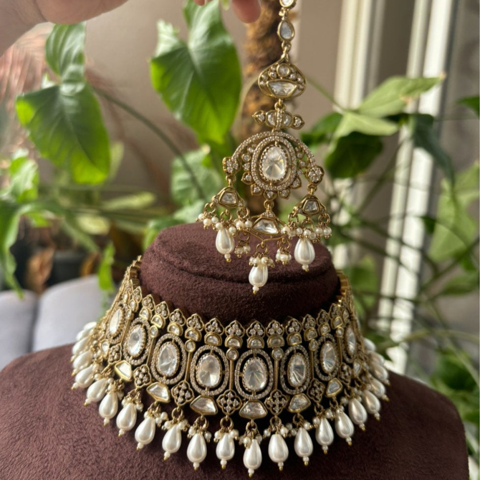 Kundan necklace set with Pearl Drop and matching earrings and maangtikka - MR Jewels